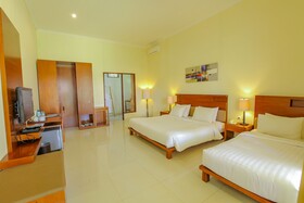 Jambuluwuk Oceano Resort Gili Trawangan