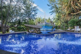 Jambuluwuk Oceano Resort Gili Trawangan