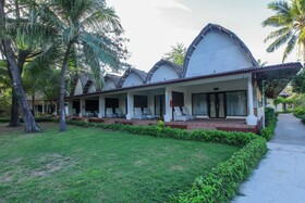 Jambuluwuk Oceano Resort Gili Trawangan