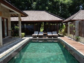 Kelapa Luxury Villas