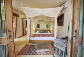 Laguna Gili Beach Resort