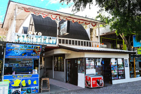 Ozzy Cottage & Bungalow by OYO Rooms