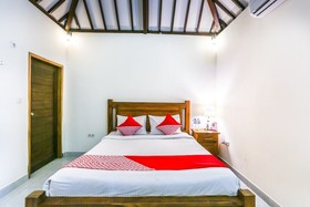 Ozzy Cottage & Bungalow by OYO Rooms