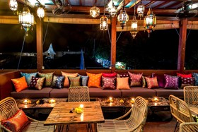 Pesona Beach Resort And Spa
