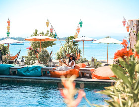 Pesona Beach Resort And Spa