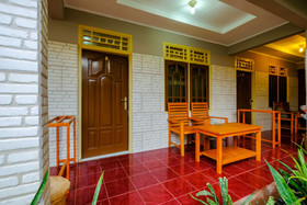 Pondok Lita by OYO Rooms