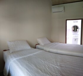 Roots Hotel Trawangan