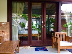 Villa Sahabat
