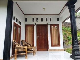Gani Homestay