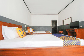 Creative Bungalow by OYO Rooms