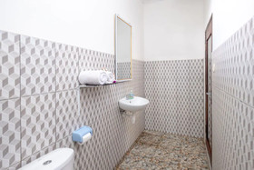 Hallway Homestay by OYO Rooms