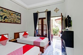 Adhya Guest House by OYO