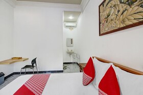 Adhya Guest House by OYO