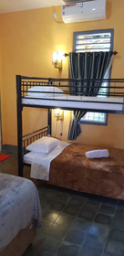 Dewi Sri Guesthouse-Hostel