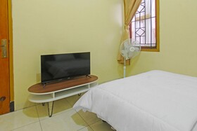 Kemuning Guesthouse By OYO