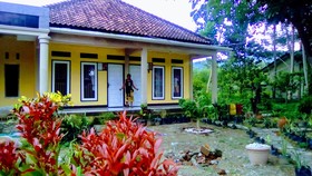 E-dotel Anjani Homestay