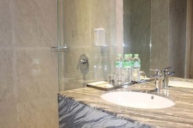 D'MAX Hotel & Convention