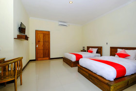 Sengkunyit Bukit Hotel by OYO Rooms