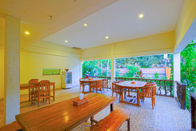 Sengkunyit Bukit Hotel by OYO Rooms