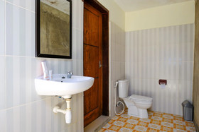 Sengkunyit Bukit Hotel by OYO Rooms