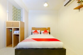 Green Valley House by Oyo Rooms