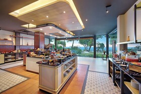 Katamaran Hotel & Resort