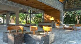 Katamaran Hotel & Resort