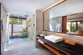 Katamaran Hotel & Resort
