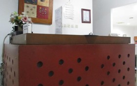 Hotel New Season and Cafe