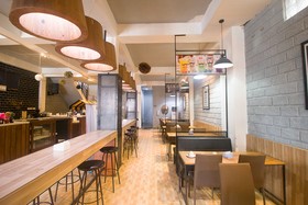 The Alexander Hotel by RedDoorz