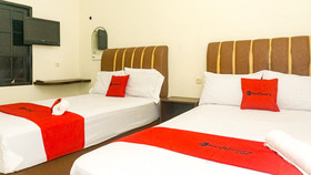 Hotel Surya Java by RedDoorz