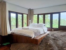 Natuna Dive Resort