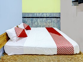 Lia Stay Syariah By OYO