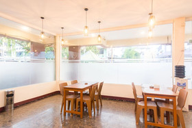 D-one Hotel by OYO Rooms