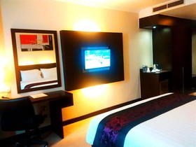 Horison Ultima King's Batam