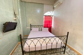 Hotel California 2 by OYO