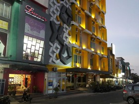 Kaliban Hotel