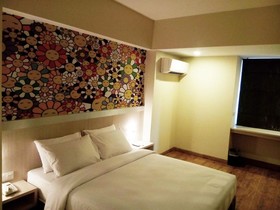 Nite And Day Batam Jodoh Square