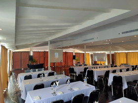 Doulos Phos The Ship Hotel