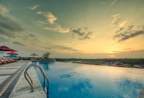 Grand Lagoi Hotel by Willson