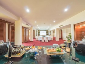 Indra Maya Pool Villas