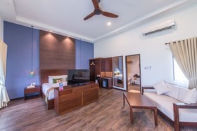 Mayang Sari Beach Resort