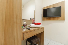 RedDoorz @ Nagoya Indah