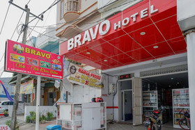 Hotel Bravo by RedDoorz