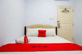 Hotel Bravo by RedDoorz