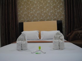 Eljie Hotel