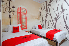 Omar Hotel by Reddoorz