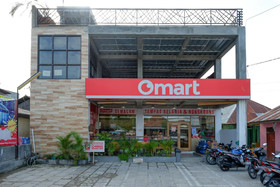 Omar Hotel by Reddoorz