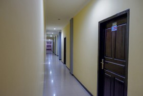 Atomy Hotel by RedDoorz