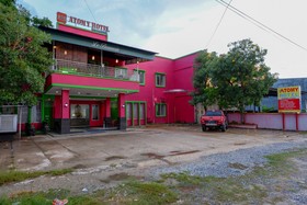 Atomy Hotel by RedDoorz